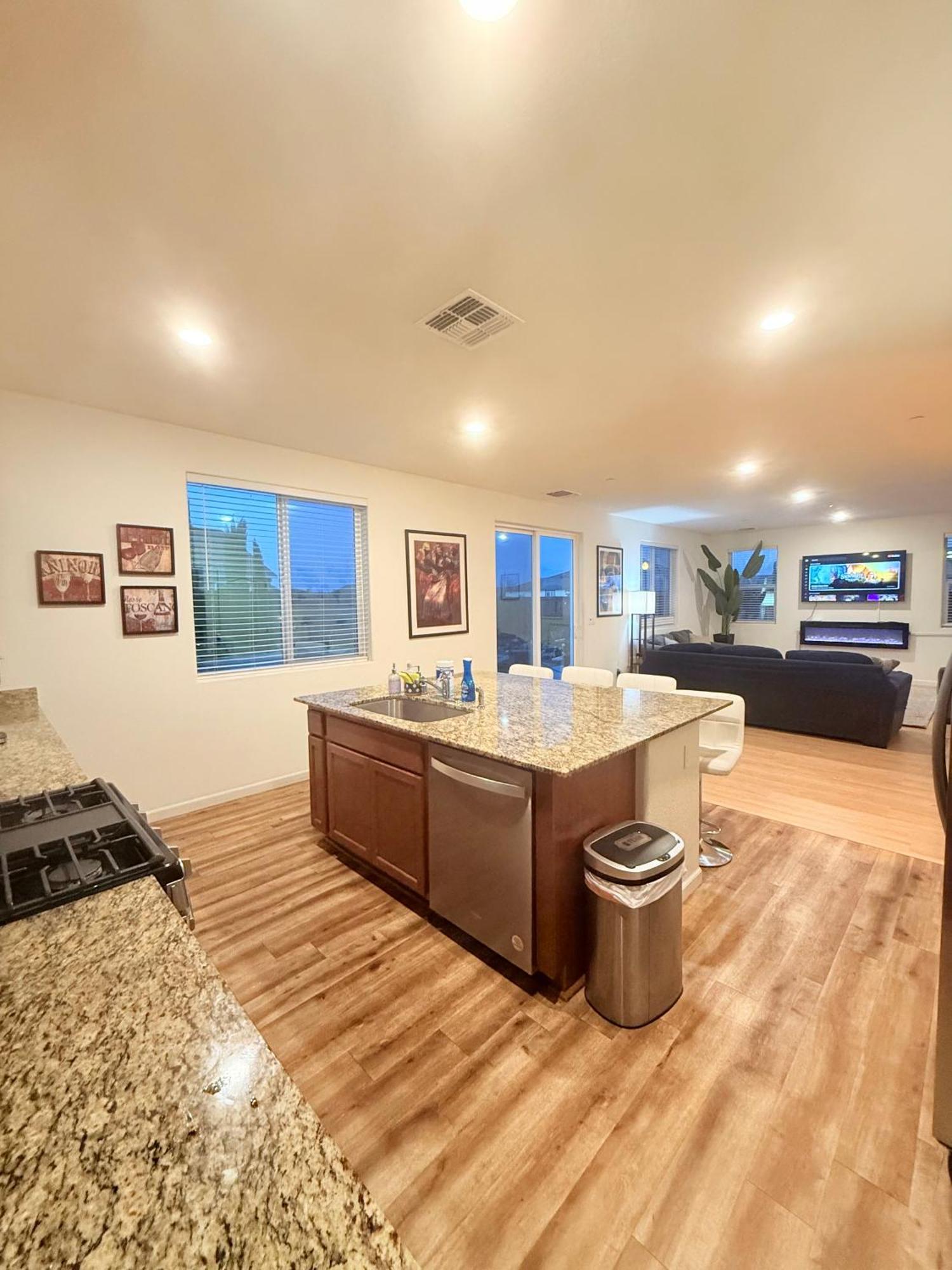 #stayriovista -country Club House With Hot Tub-sauna-firepit-garden-games *